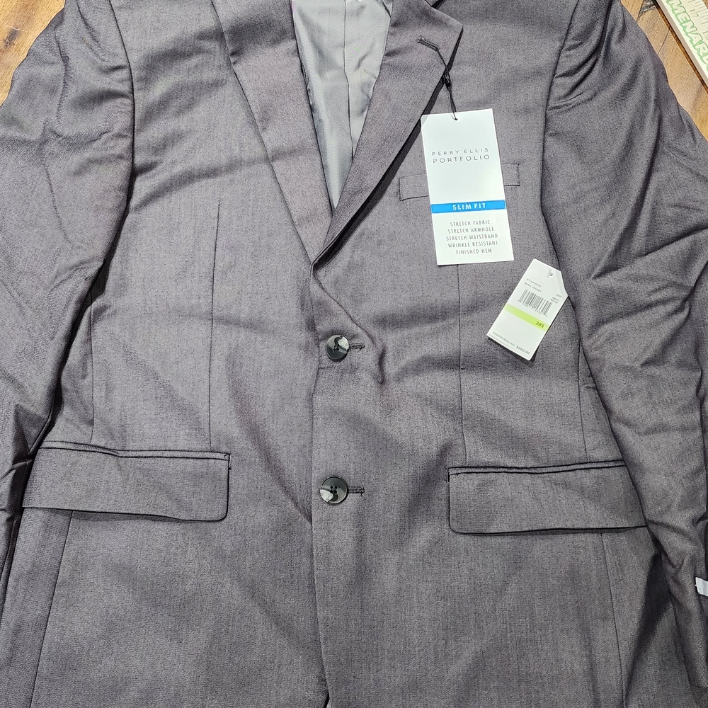Perry Ellis Men's Charcoal Slim Fit Suit Size 38s New With Tags